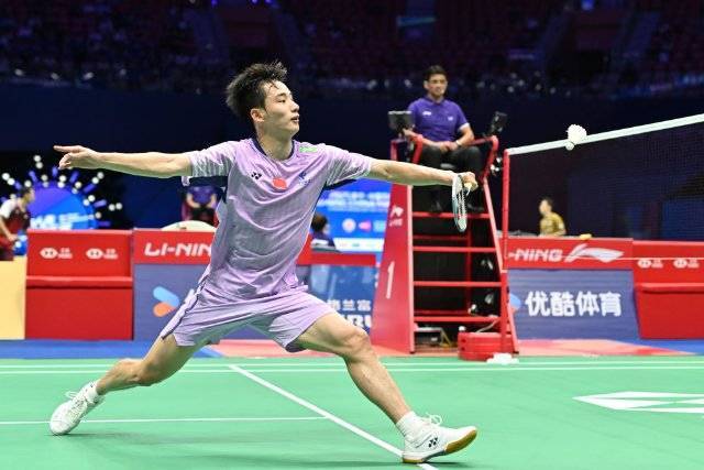 中国羽毛球队力克马来西亚羽毛球队，辛杜绝境逆转的简单介绍