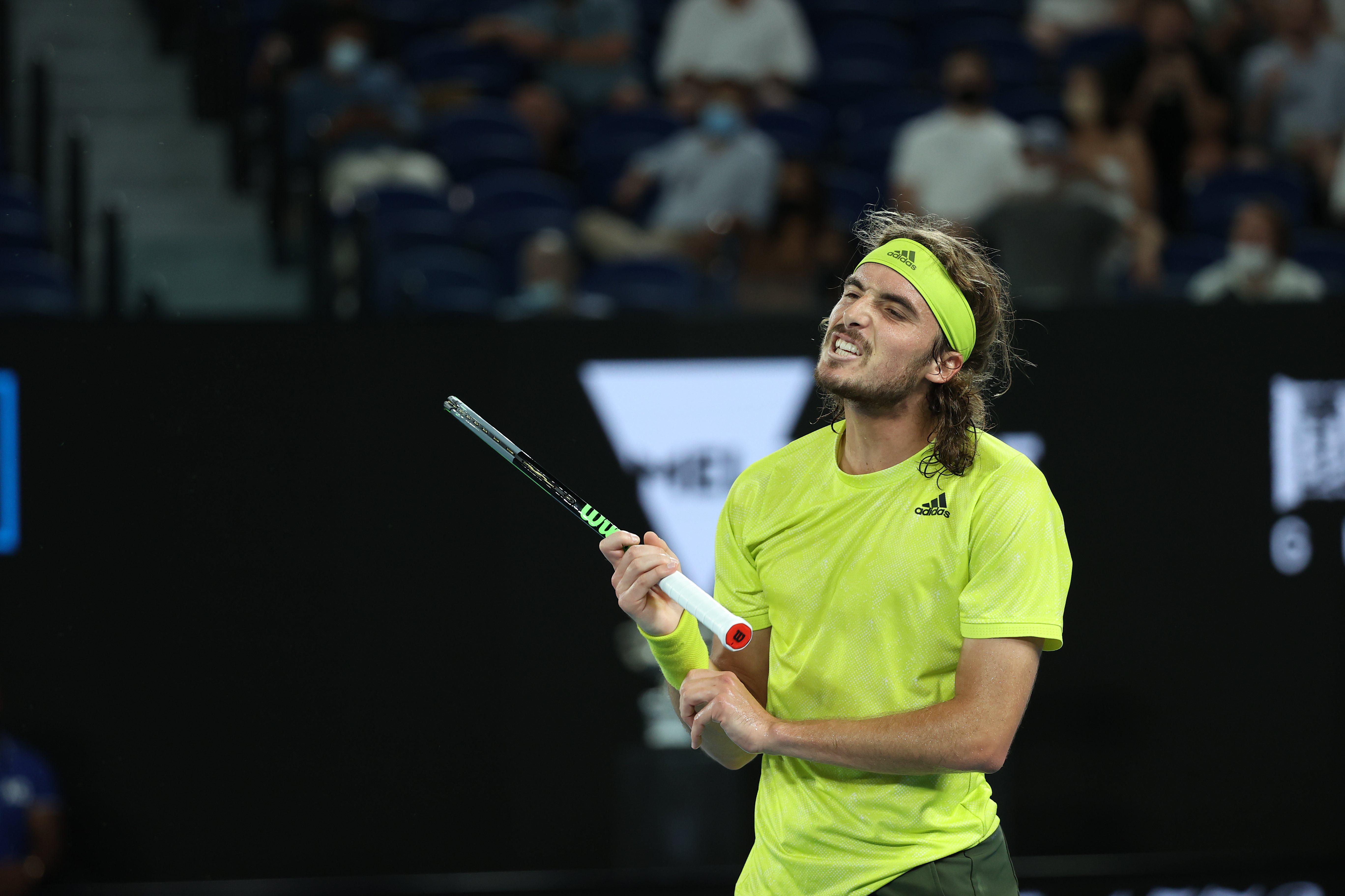 意大利网球队完胜日本网球队，西西帕斯三分雨点燃全场的简单介绍