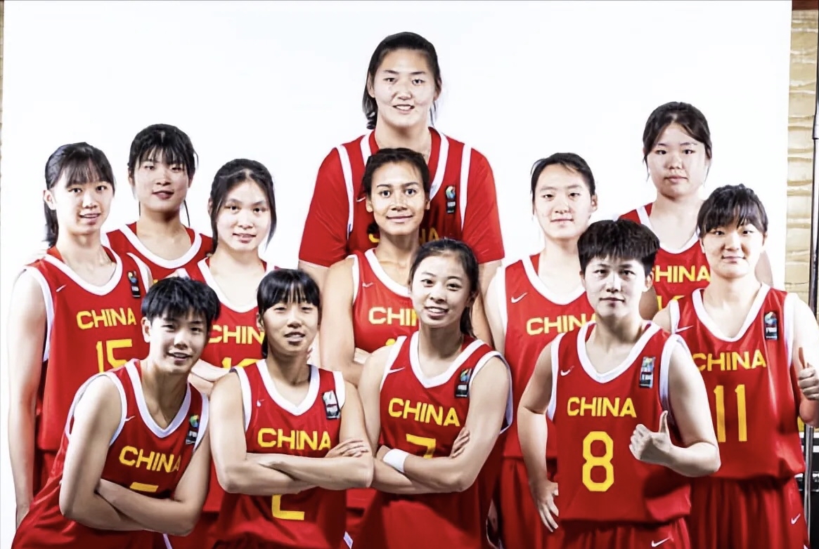 包含全民热爱篮球运动，助力国家队夺得亚锦赛冠军的词条