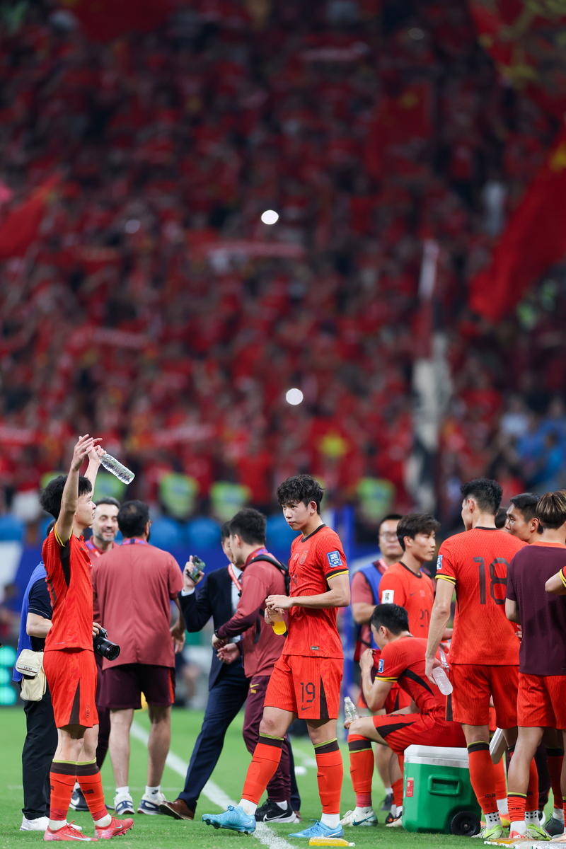 包含强队大胜！球队火力全开，雄姿英发的词条