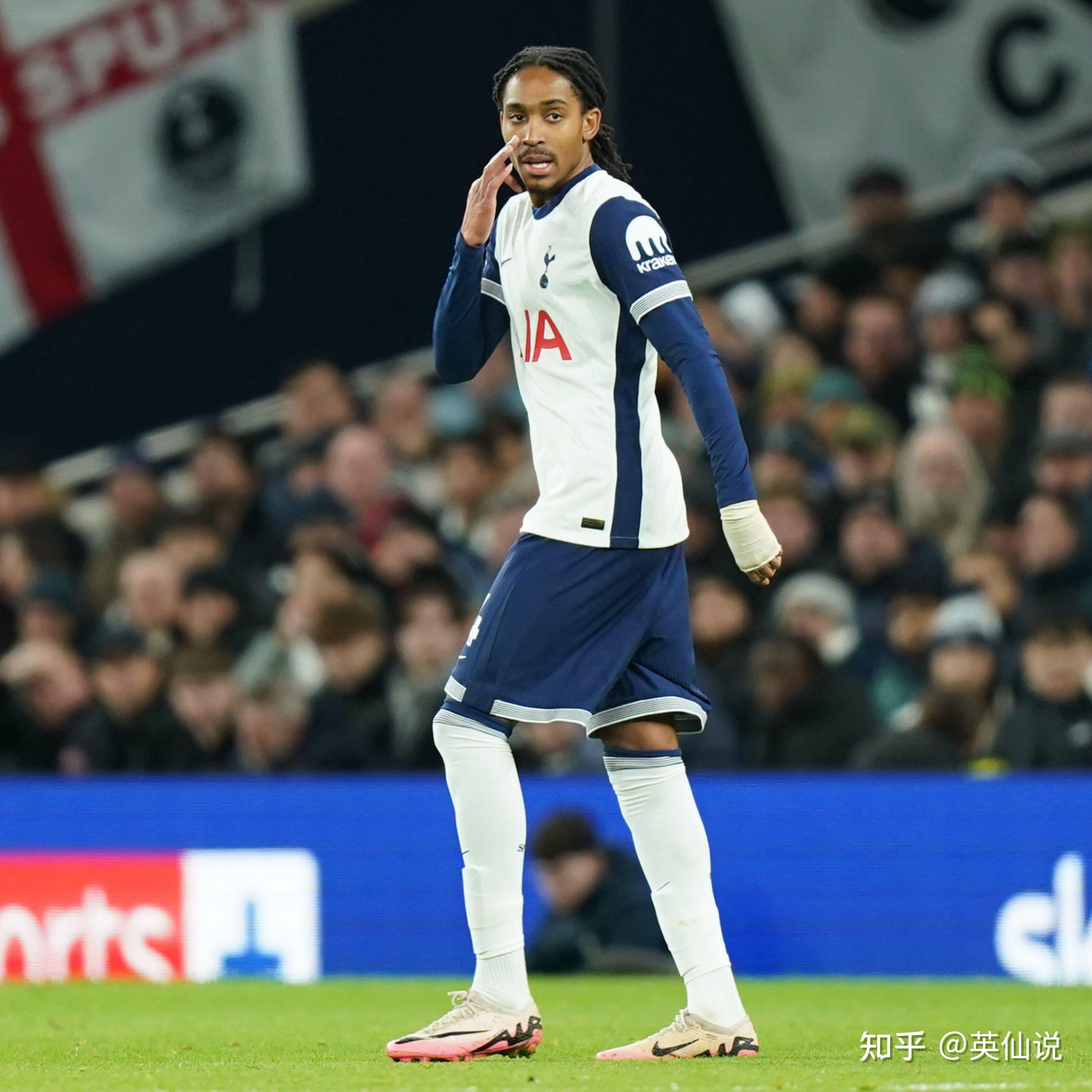 PG电子试玩-勇士杯|曼联大战热刺，谁能笑到最后？的简单介绍