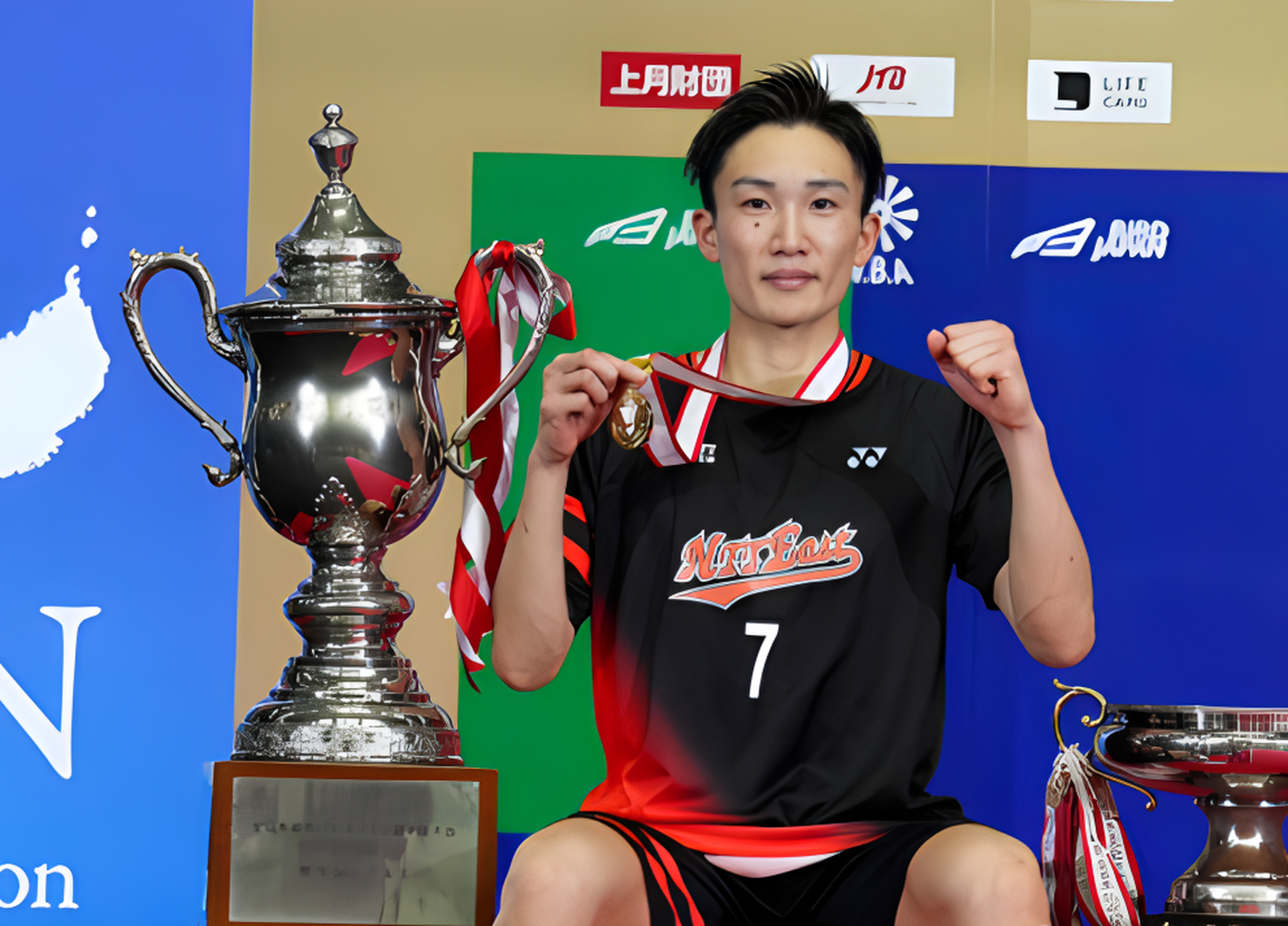 法国队轻取日本队，桃田贤斗高光表现的简单介绍