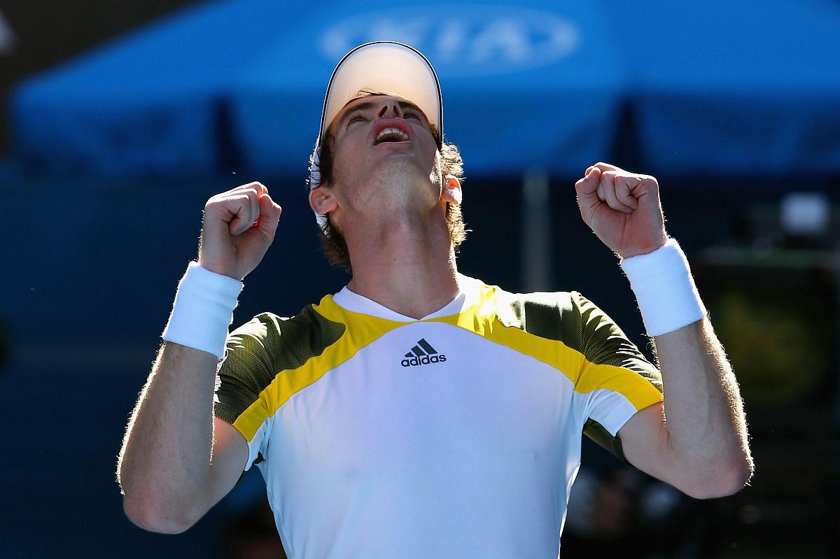 关于英国网球队鏖战美国网球队，纳达尔关键制胜的信息