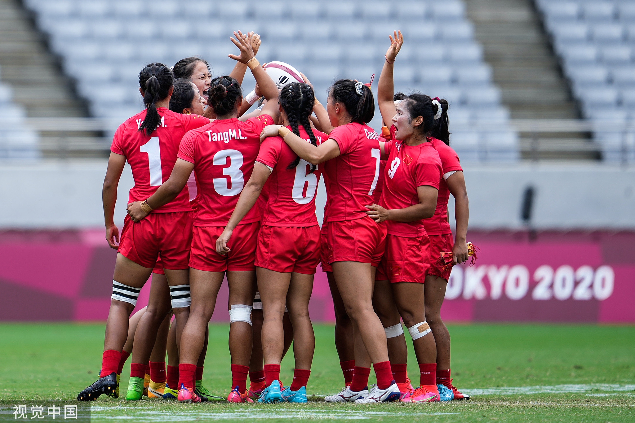 包含日本羽毛球队鏖战中国羽毛球队，马琳三分雨点燃全场的词条