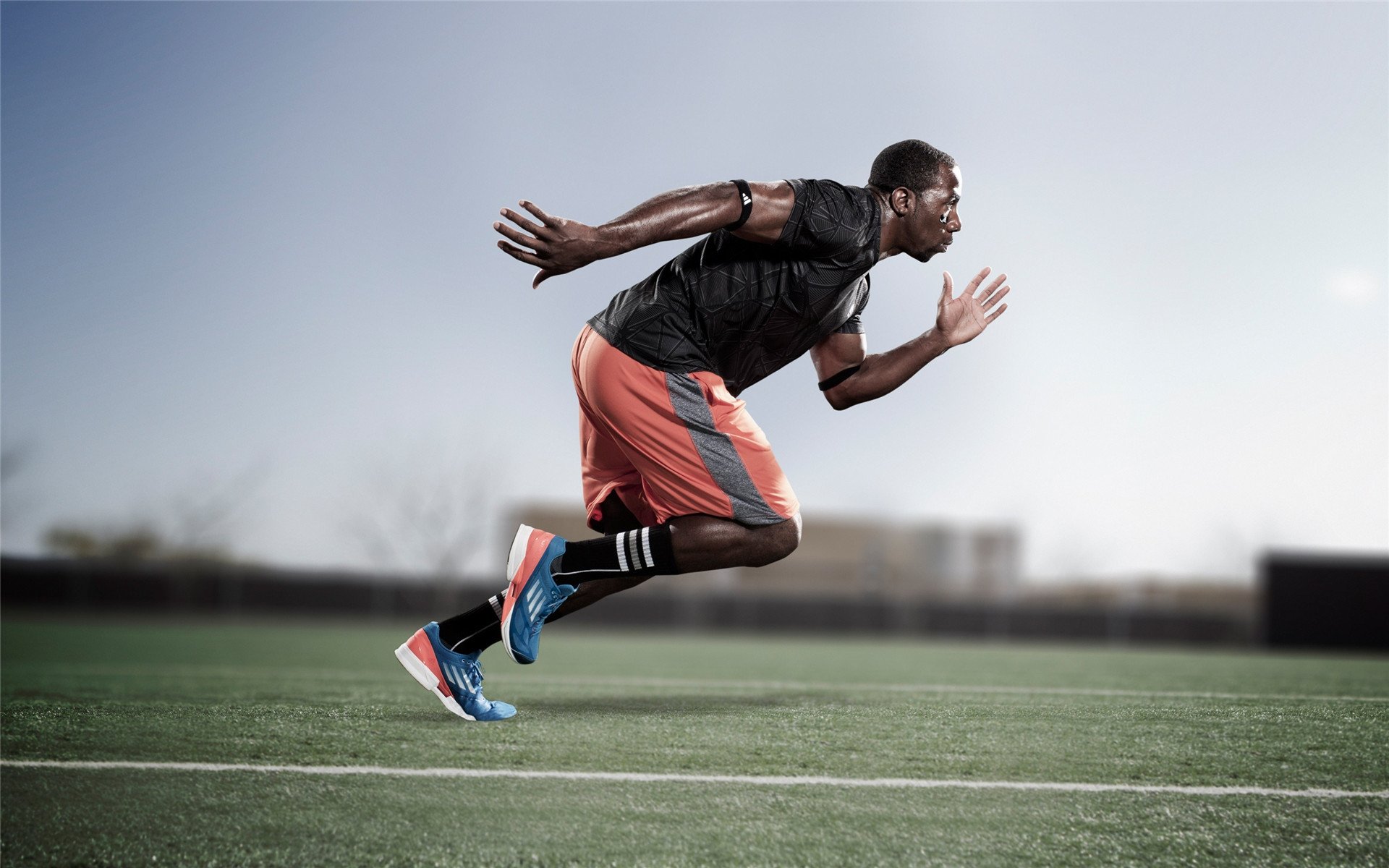 喀麦隆封锁拜兰，加克波存在感拉满，非洲足球新势力的战术革命